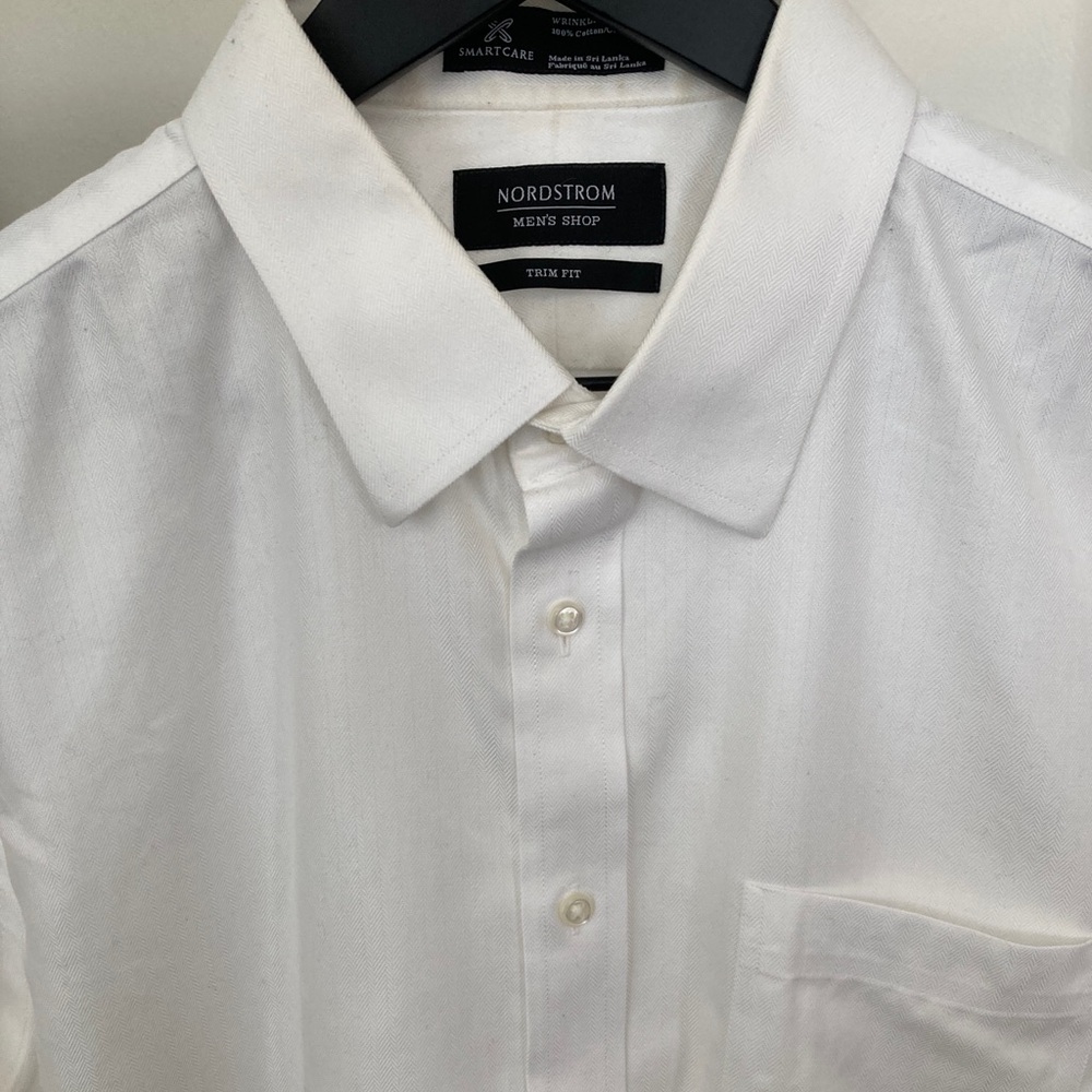 Trim Fit Nordstrom Herringbone White Dress Shirt 16.5 36-37